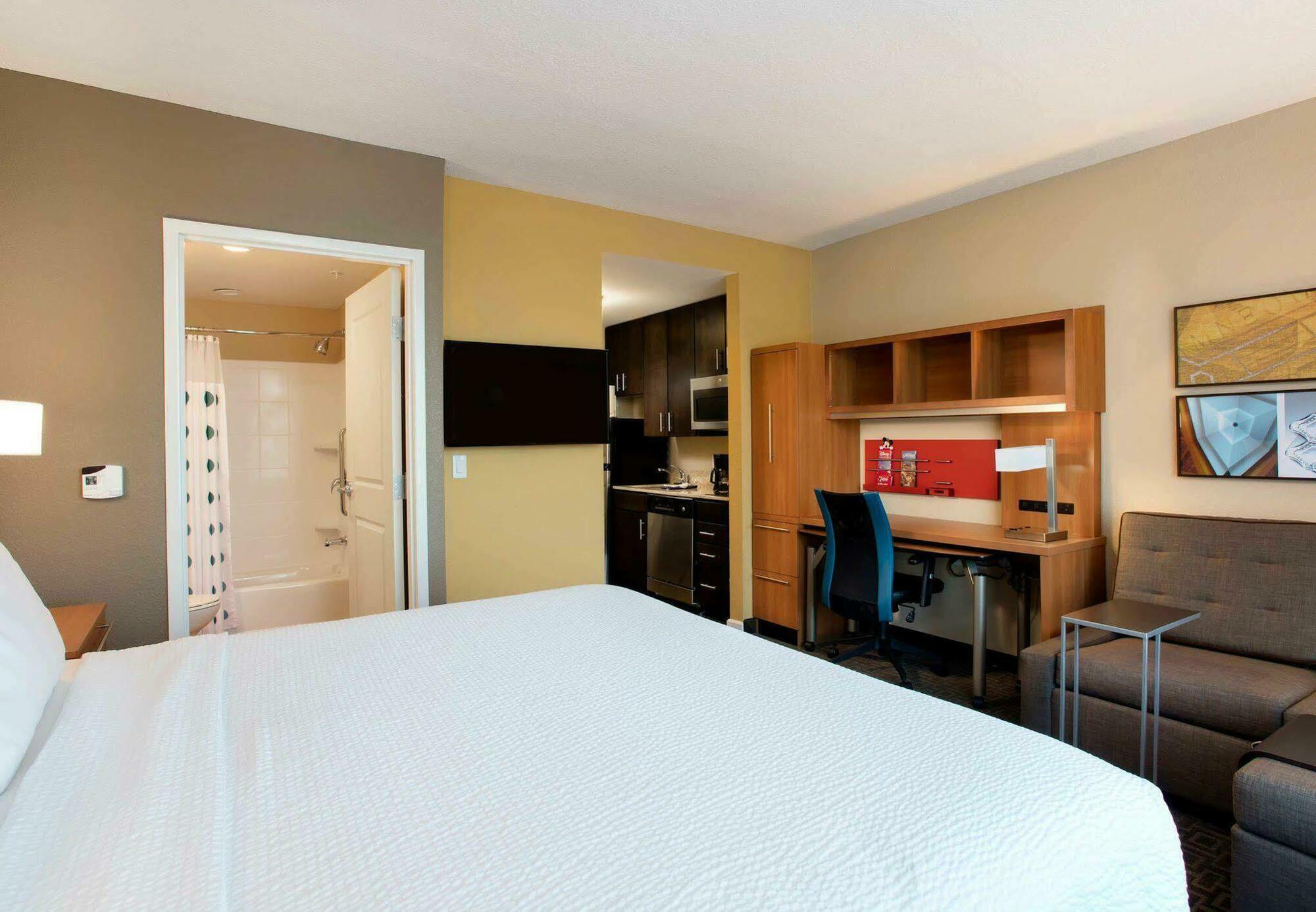 Towneplace Suites Orlando At Flamingo Crossings Town Center/Western Entrance Bay Lake Екстер'єр фото